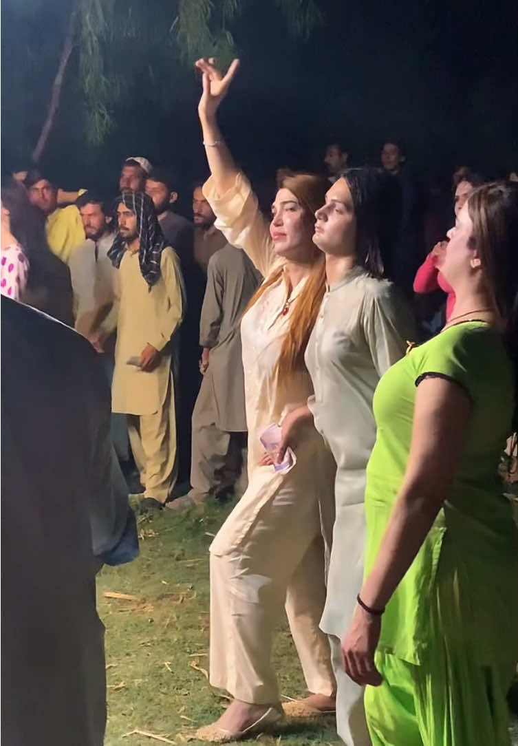 @𝓐𝓛𝓛 𝓓𝓐𝓝𝓒𝓔𝓡s 💃