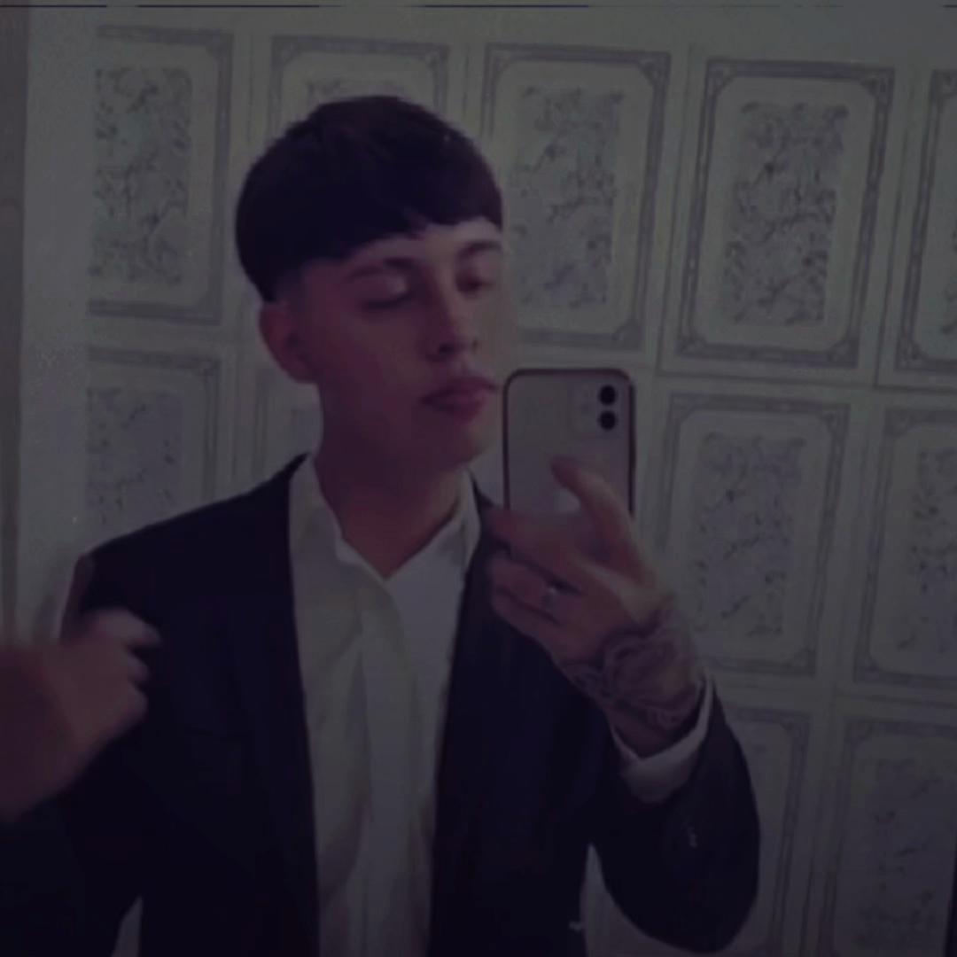 @⊹ 𝓝𝓮𝓵𝓵𝔂 𝓜𝓪𝓻𝓽í𝓷𝓮𝔃 ⊹