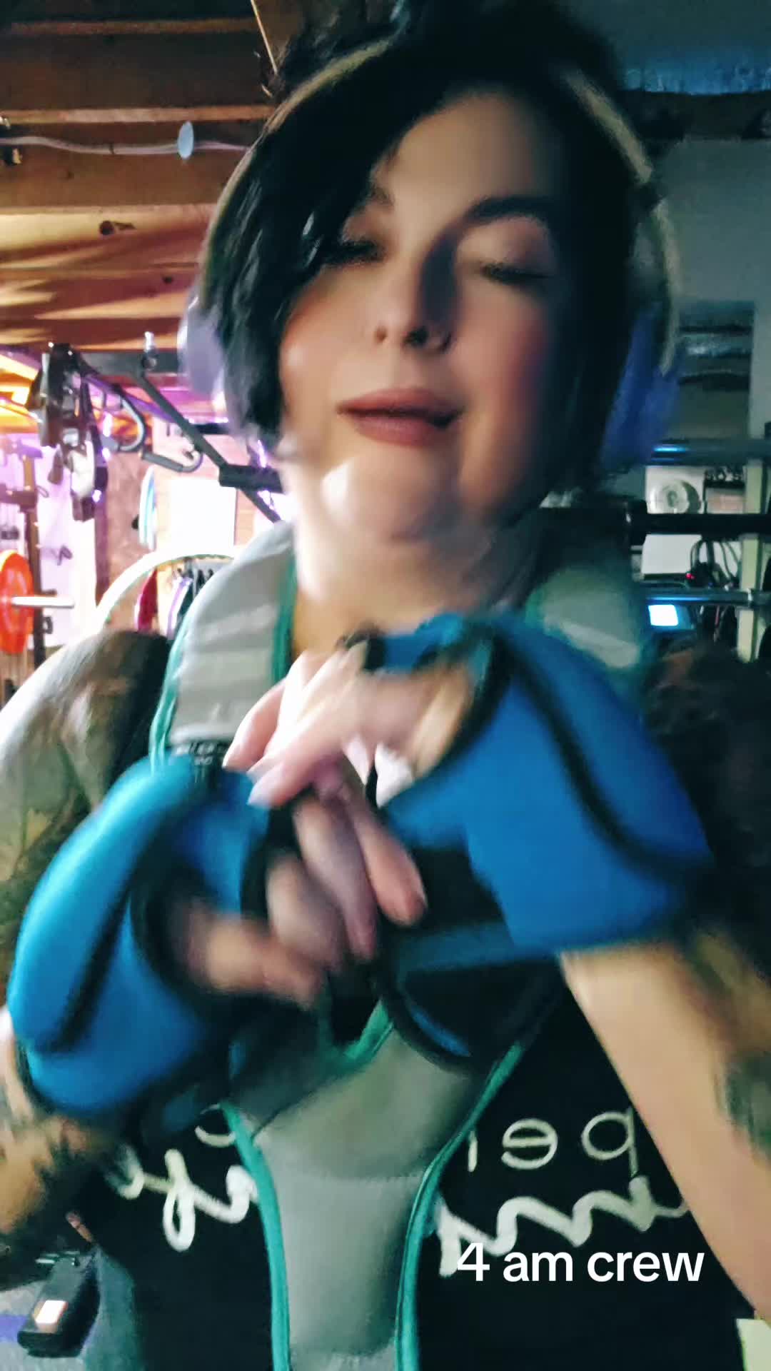 @QUEEN LADYBEAST
