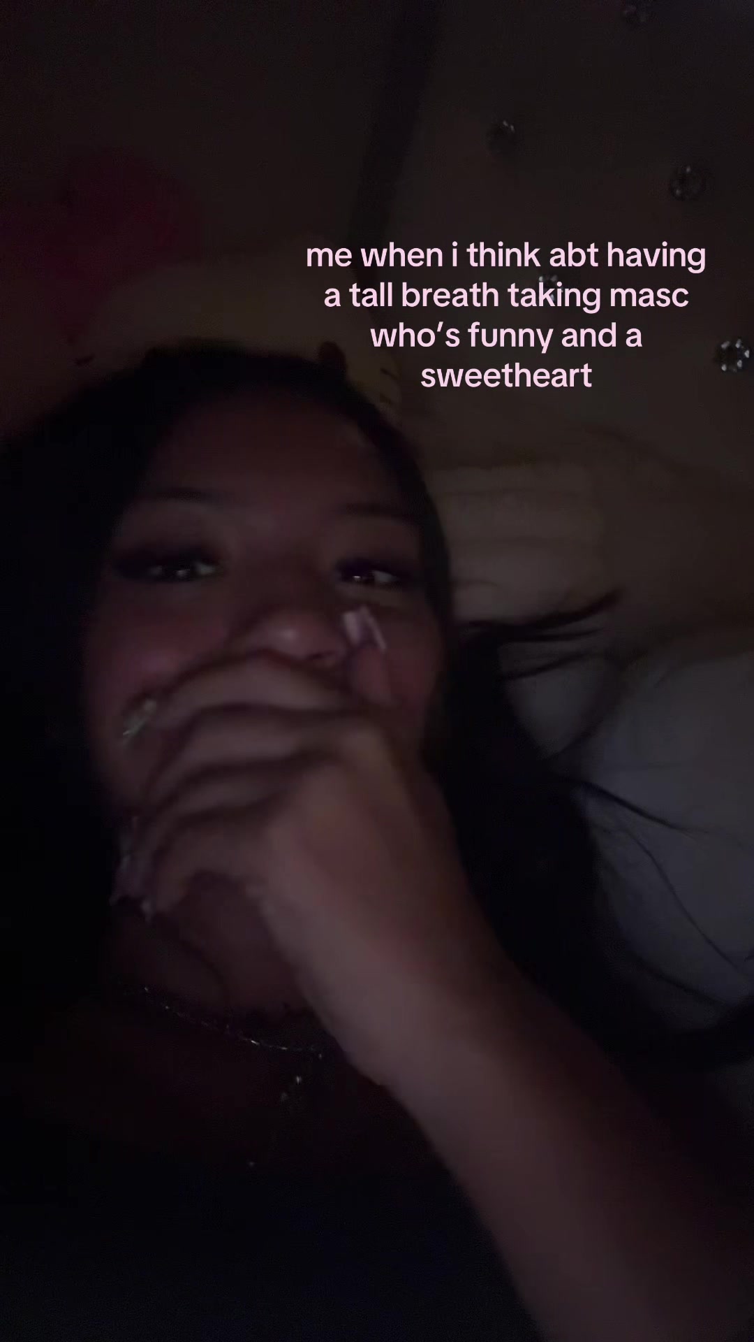 @issabella