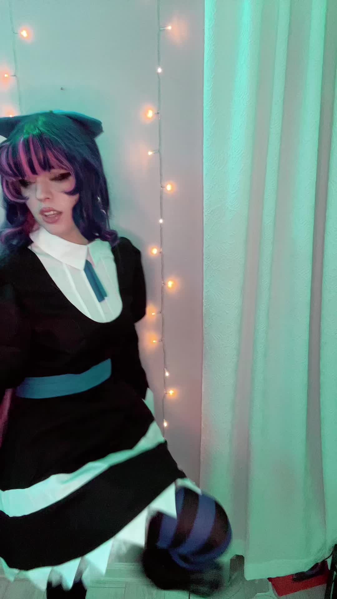@🩷𝒱𝒾𝑜𝓁𝑒𝓉🩷