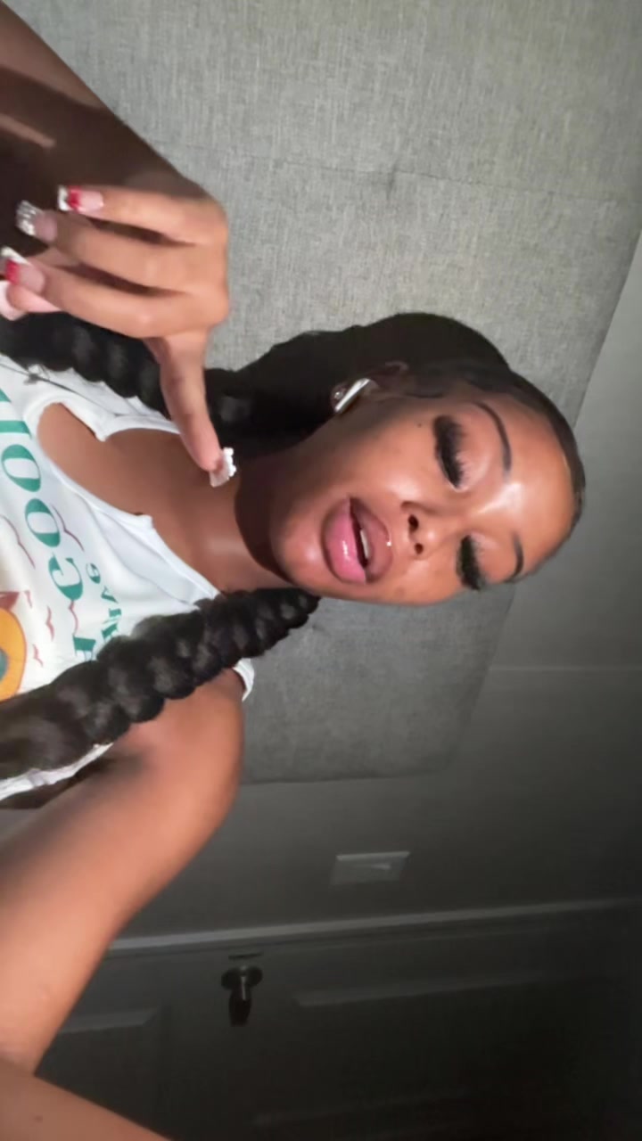 @adoreee._thesuck