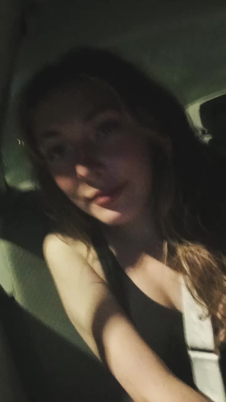 @lolamae