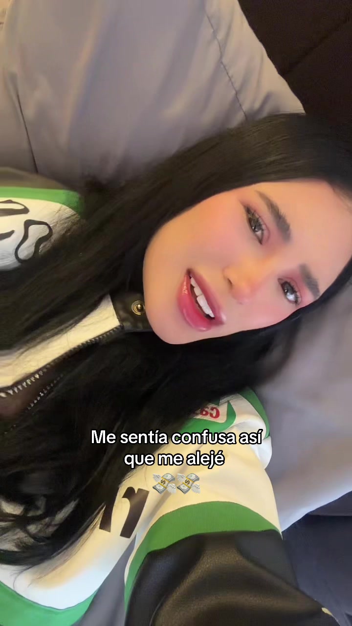 @Laura Londoño 🖤🃏