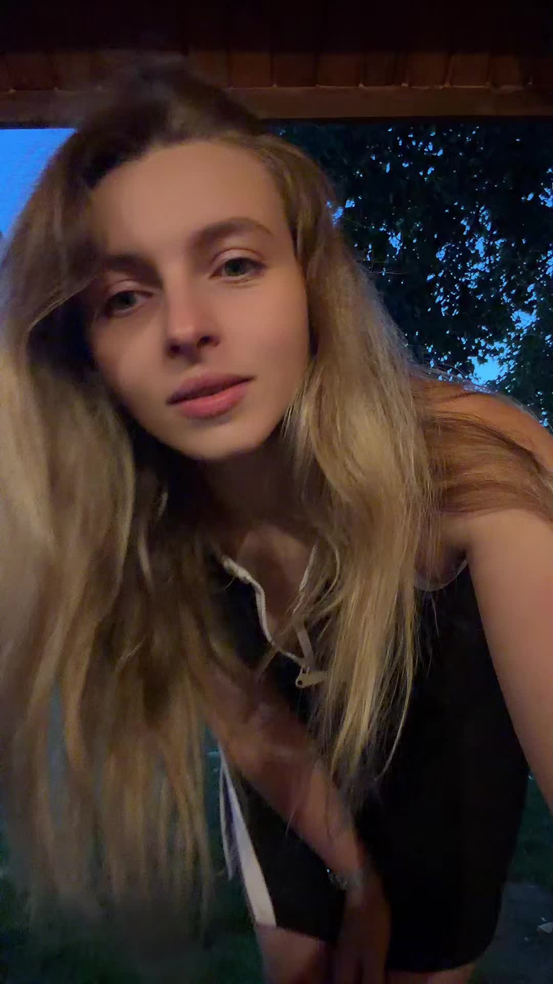@Зорі💫