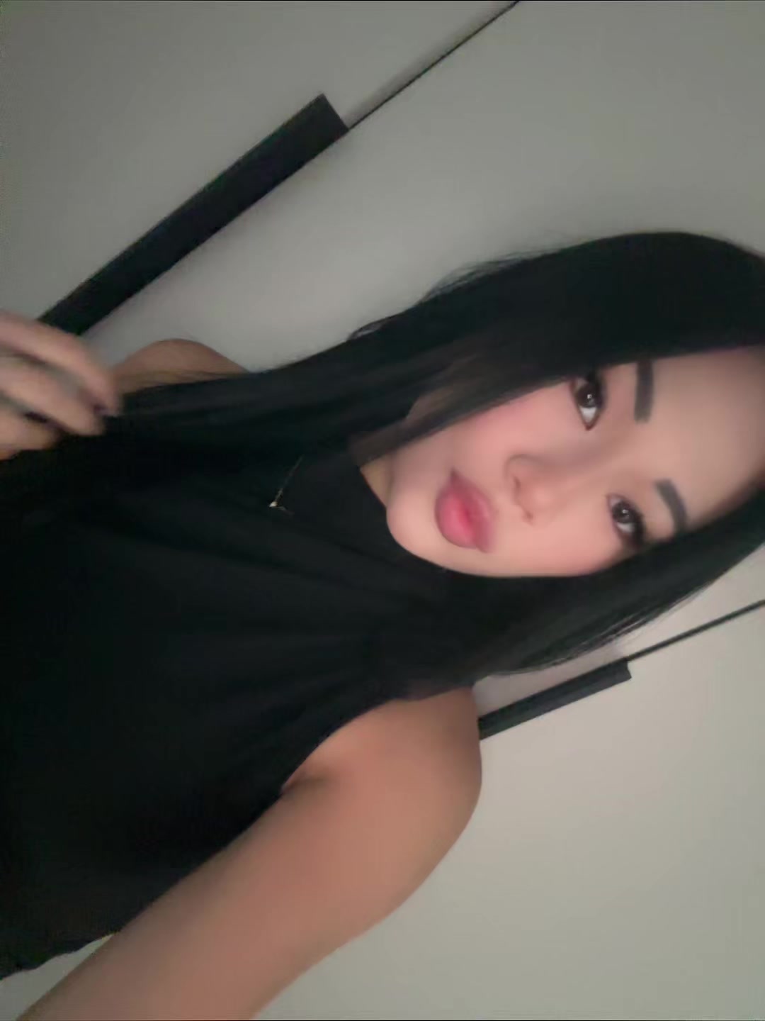 @elinaaa