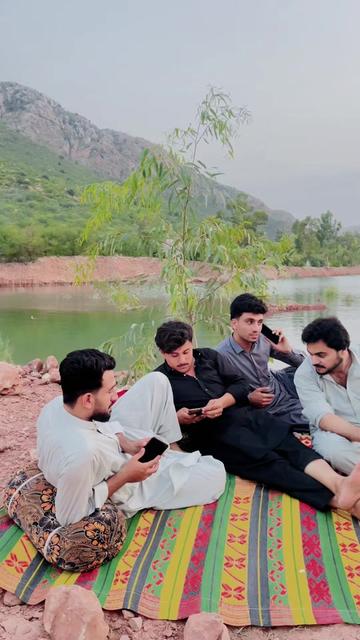 @Ali Afridi 😇