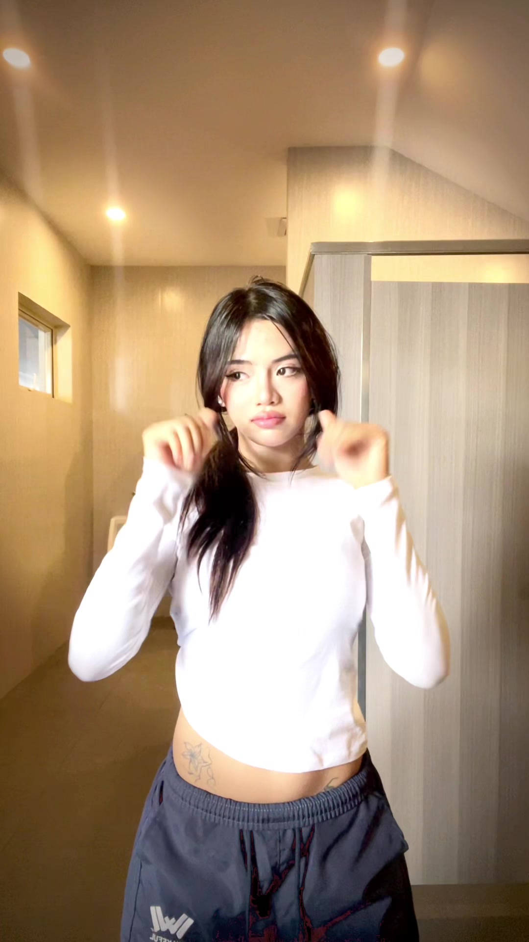 @Kira