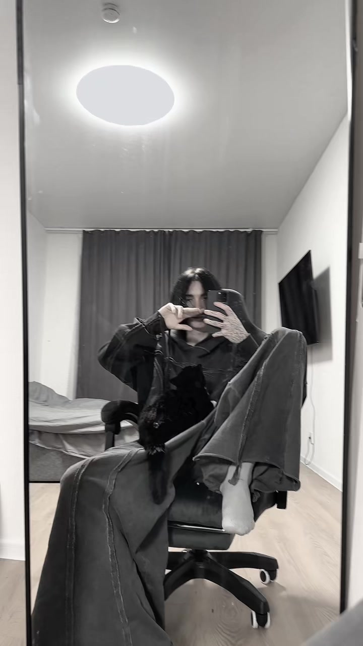 @solowhyoudie