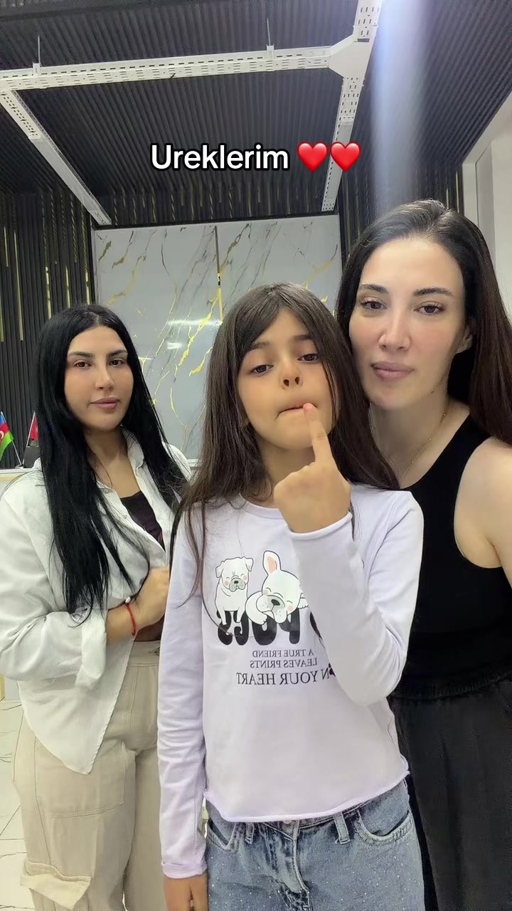 @NikoAyka1