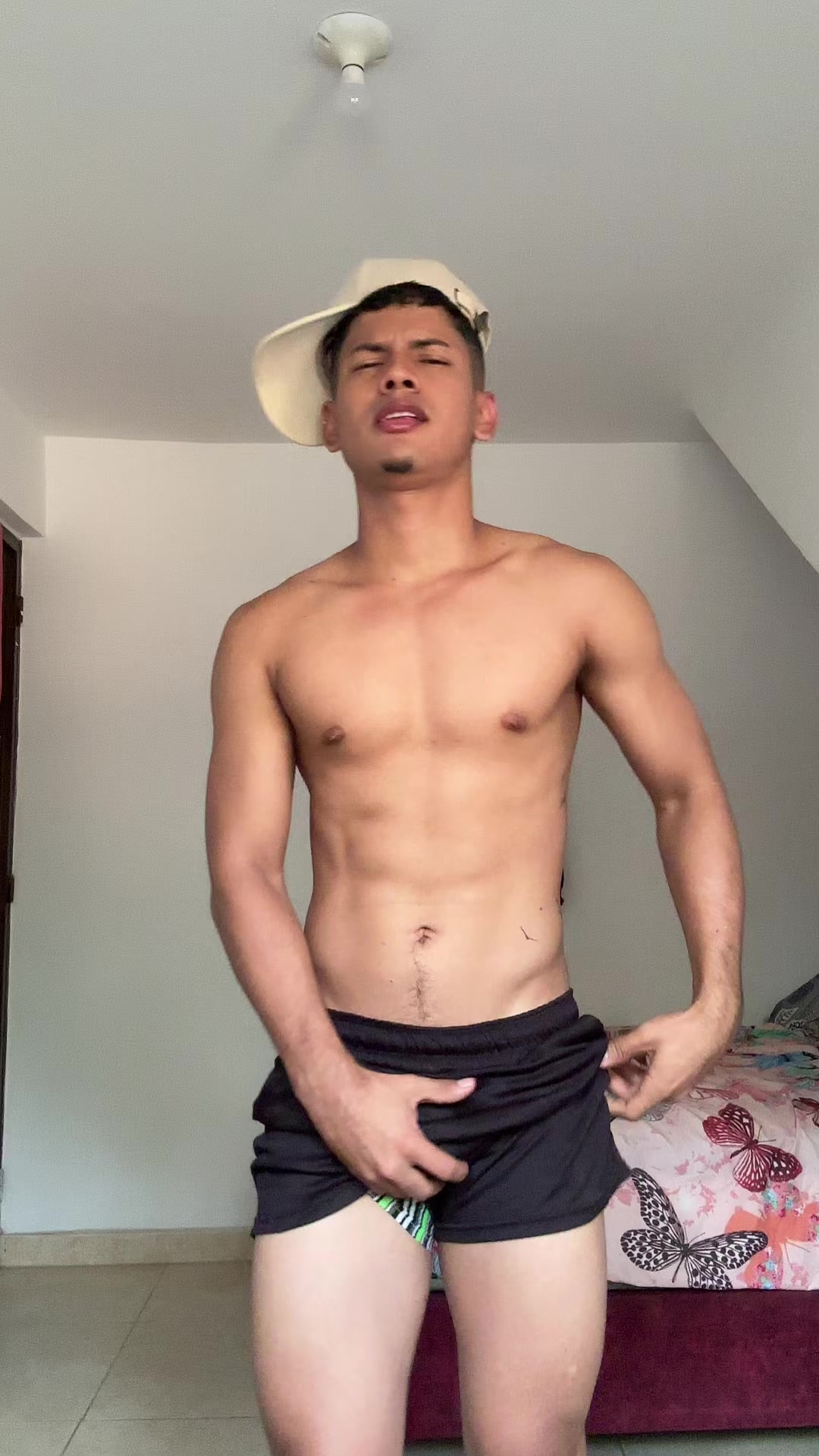 @Julio Acuña