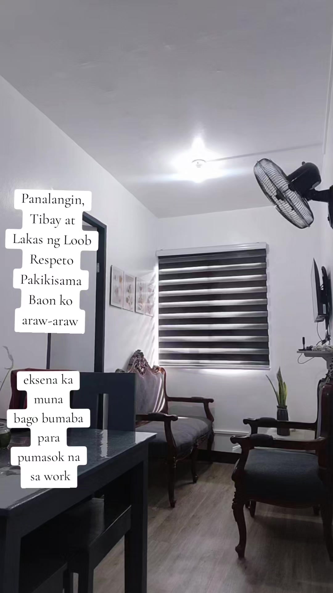 @d o n i a m a r i e