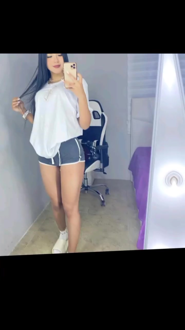 @victoria🍓^&*¿,)(";