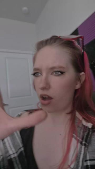 @Squishyybunnyy