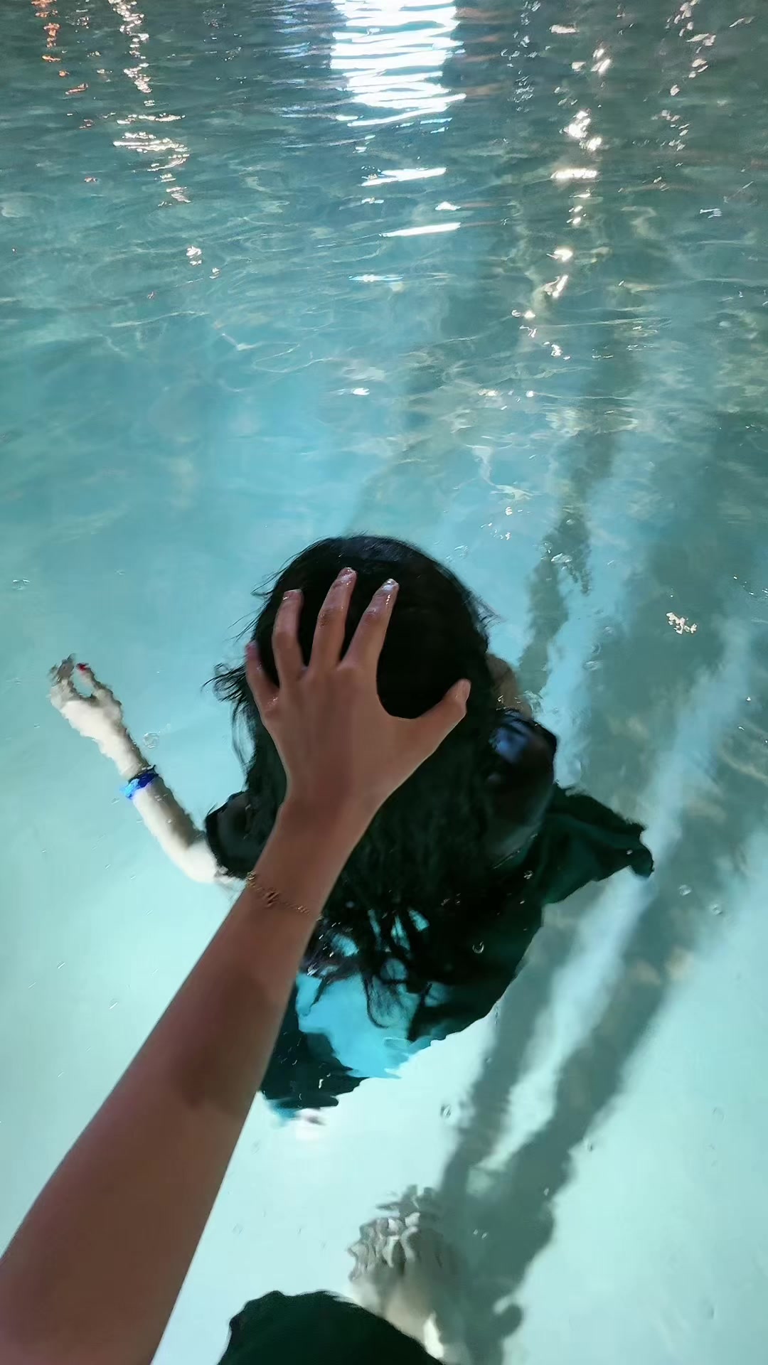 @Ro