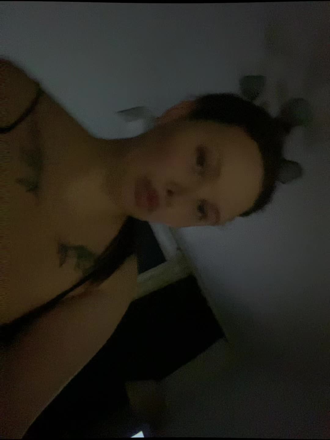 @Эстельчик на связи 🥷🏿