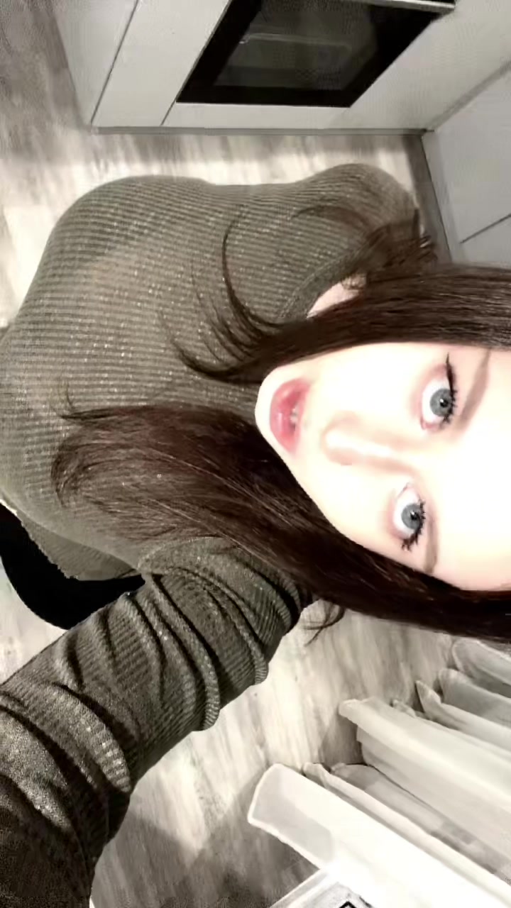 @Helen👄🪽