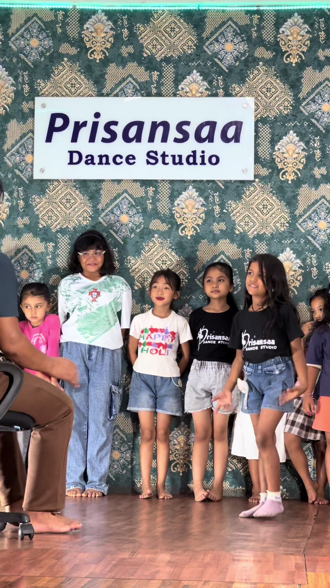@prisansaa dance studio
