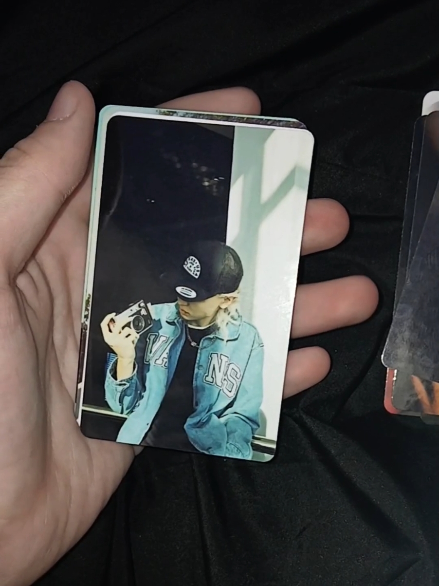 @...