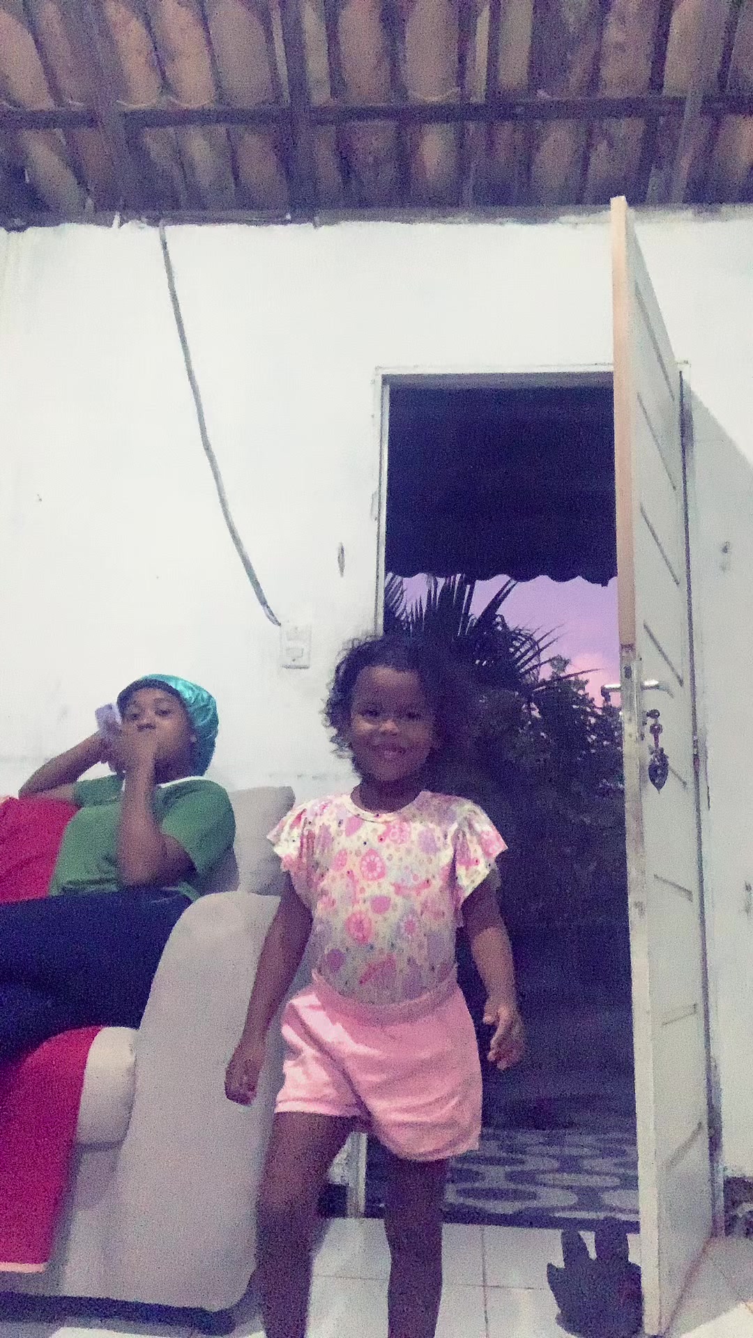 @Izah.stts