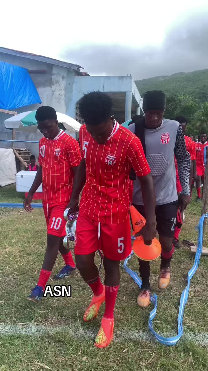 @D&egrave;nyel&egrave;_promo18