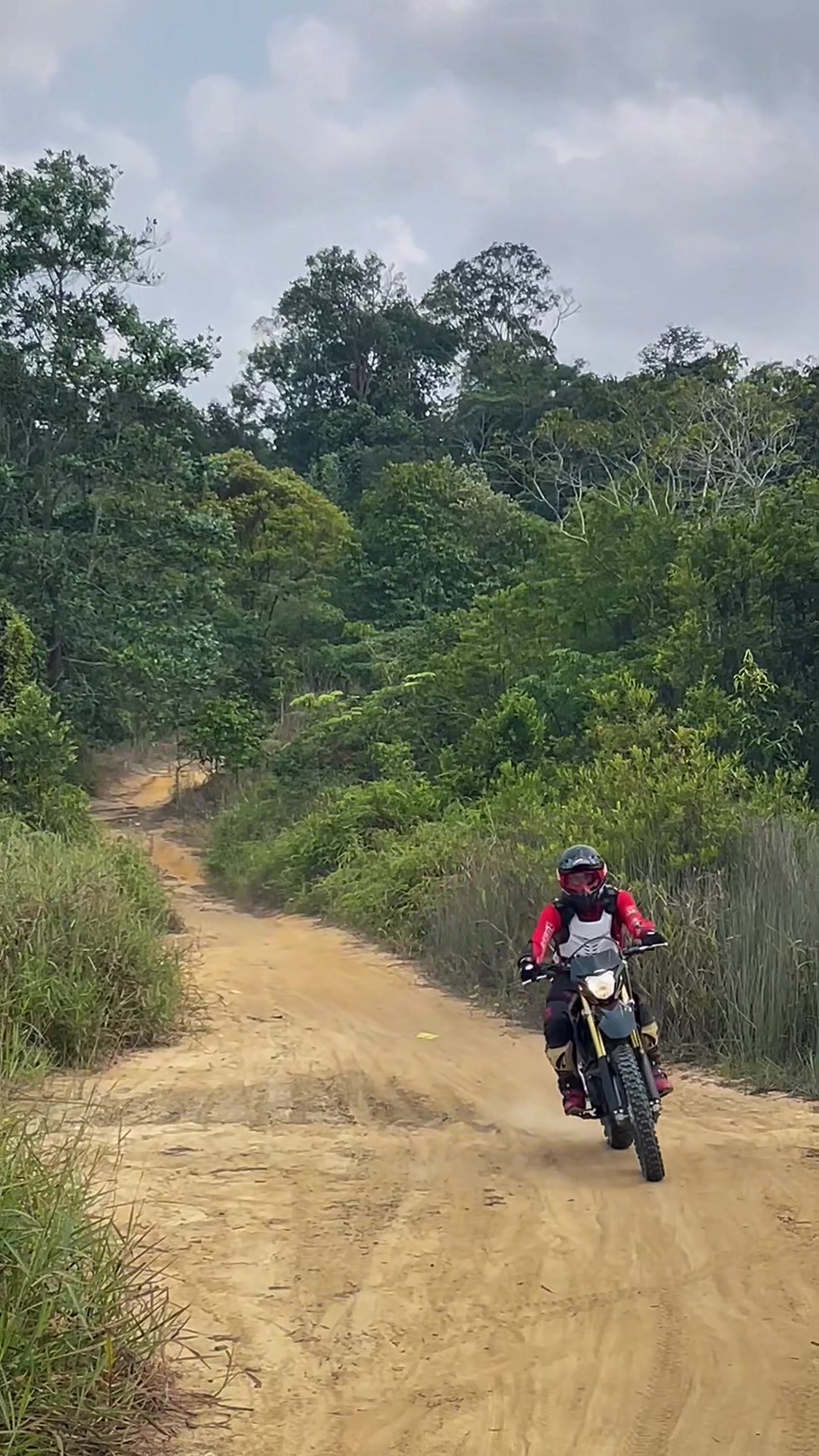 @Batam Dirt Bike Tour