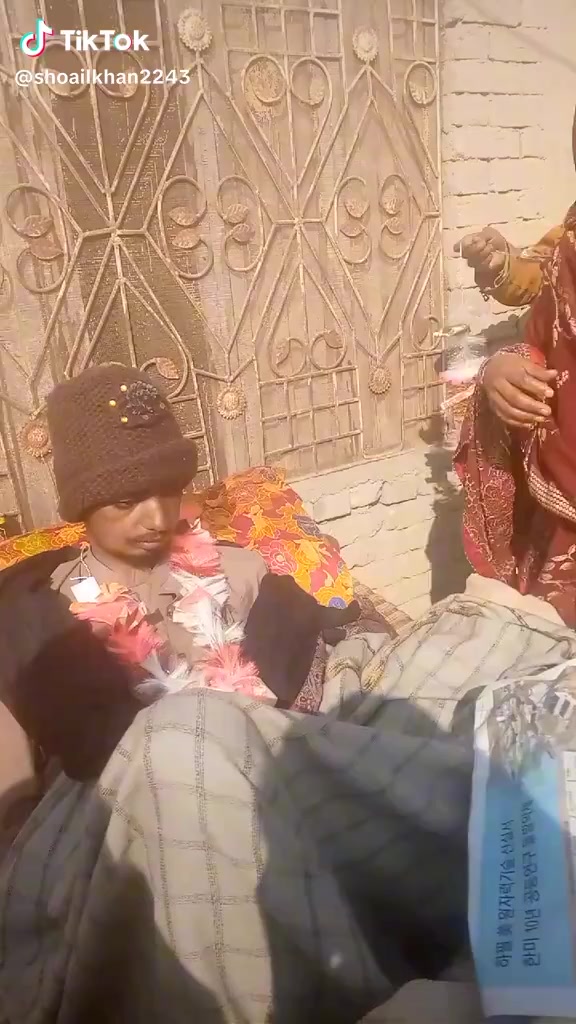 @Ahilraza81