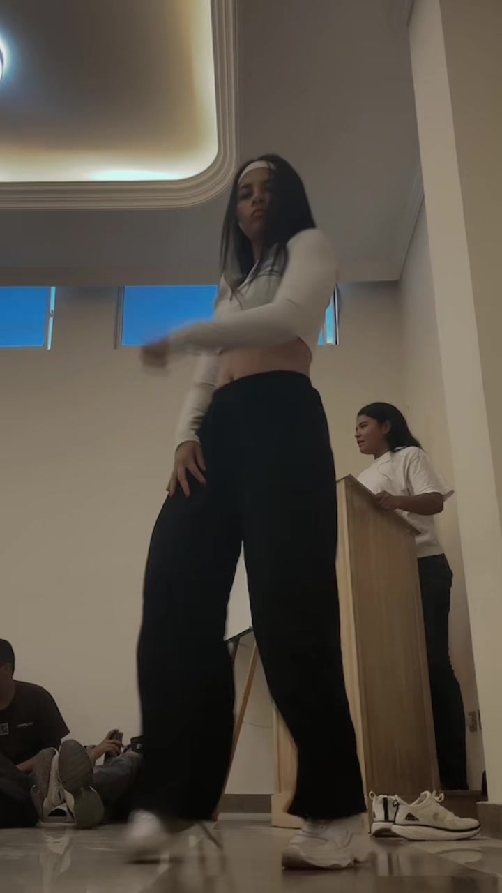 @Laira Martelo