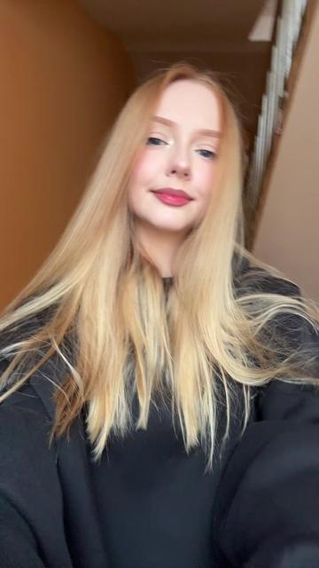 @Николь 🐰