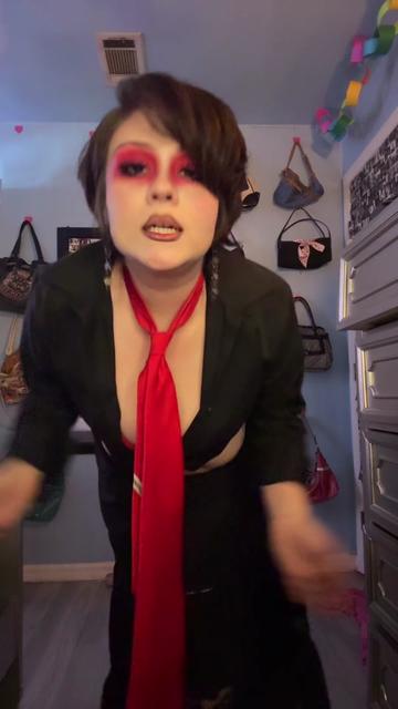 @liathebug