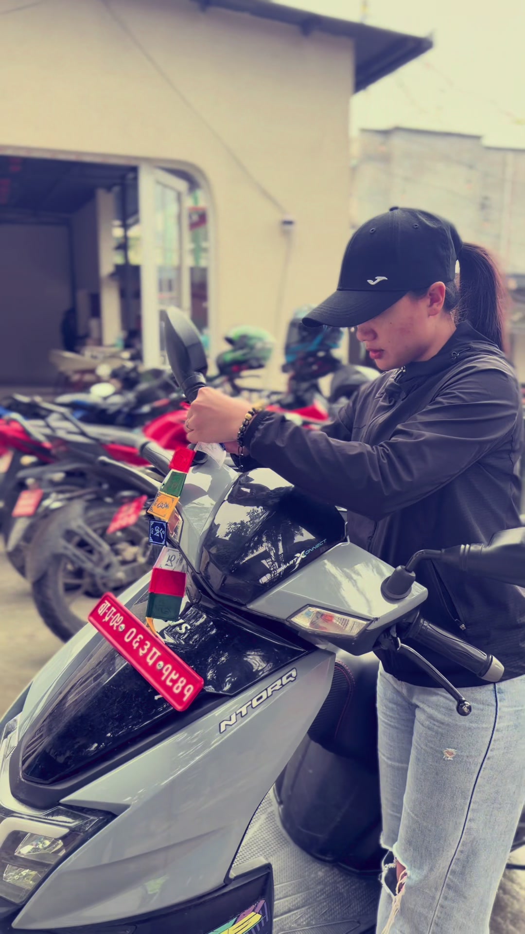 @sapana tamang🧿❤️