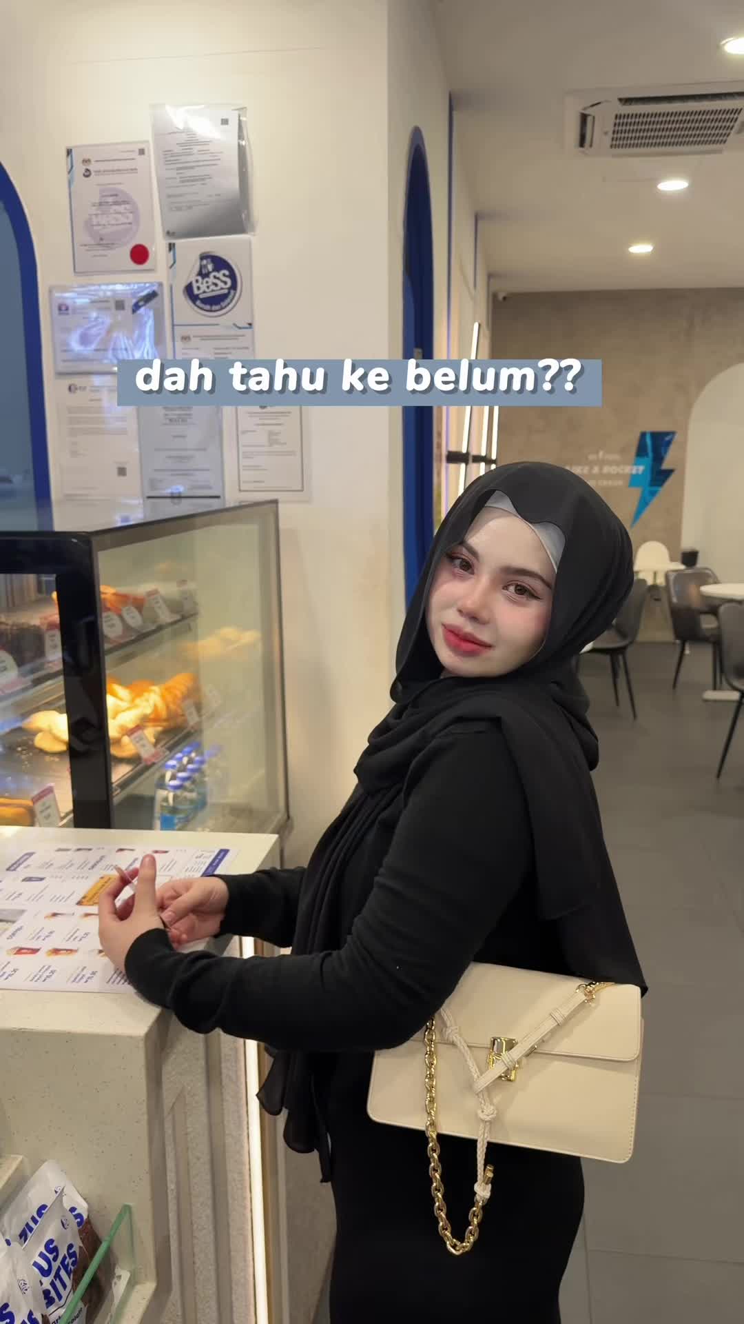 @aini.asyiqinn