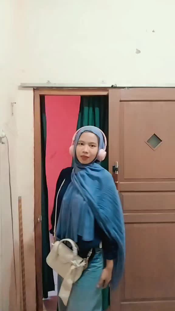 @randomee🩷🩵