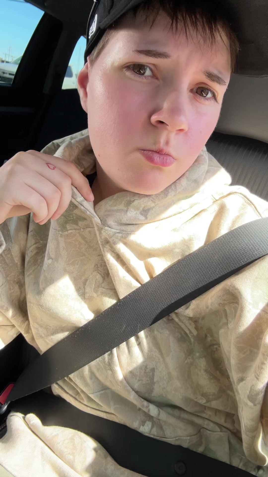 @Cr4ZyA1iEn🛸🕷️