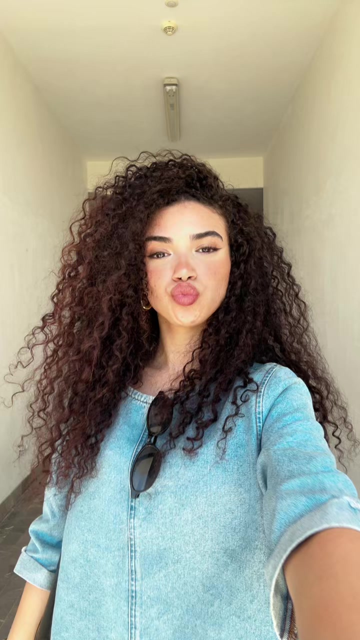 @✨