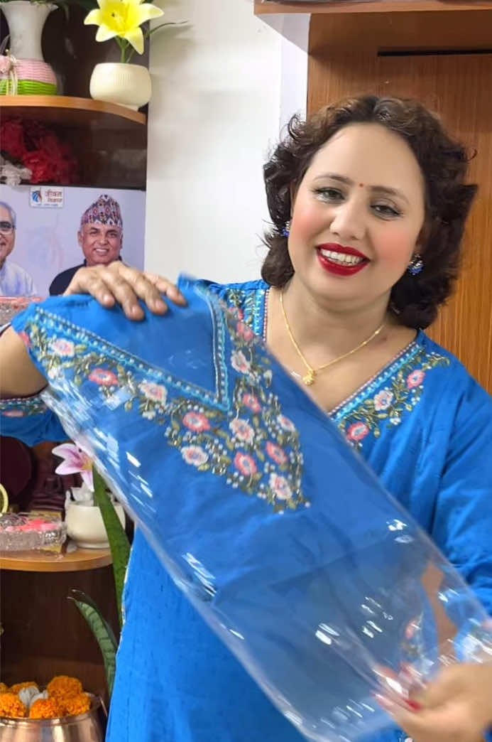 @Unique Collection,Jadibuti Ktm