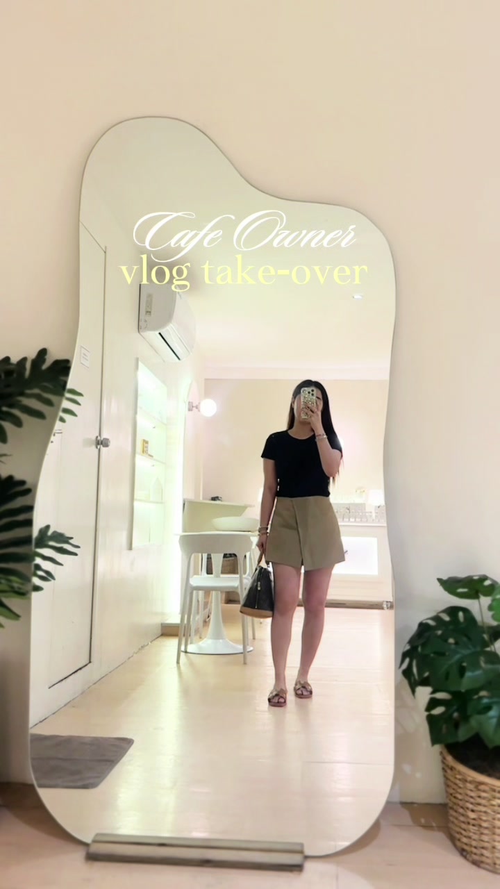 @8 by the Street Caf&eacute;