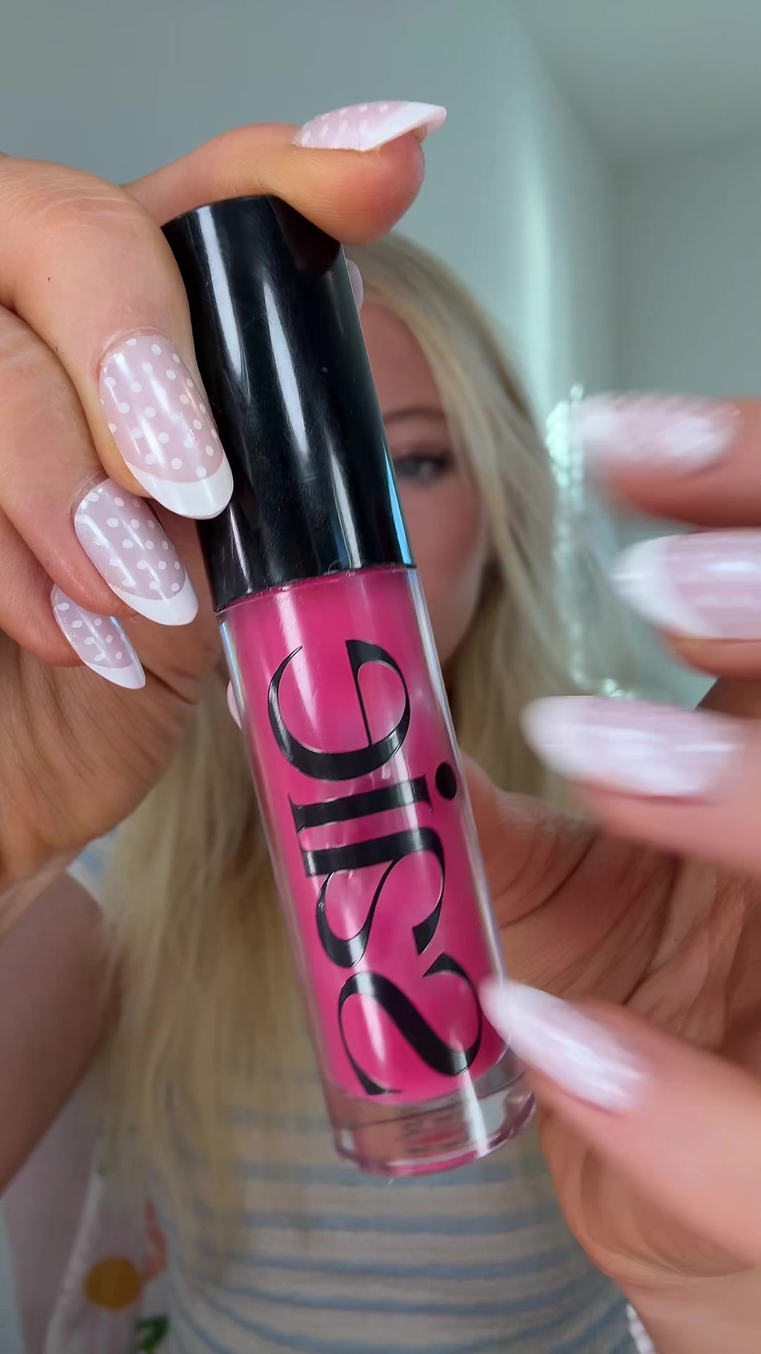 Comment your favorite color ️ #fyp Kay (@kayybytheocean)