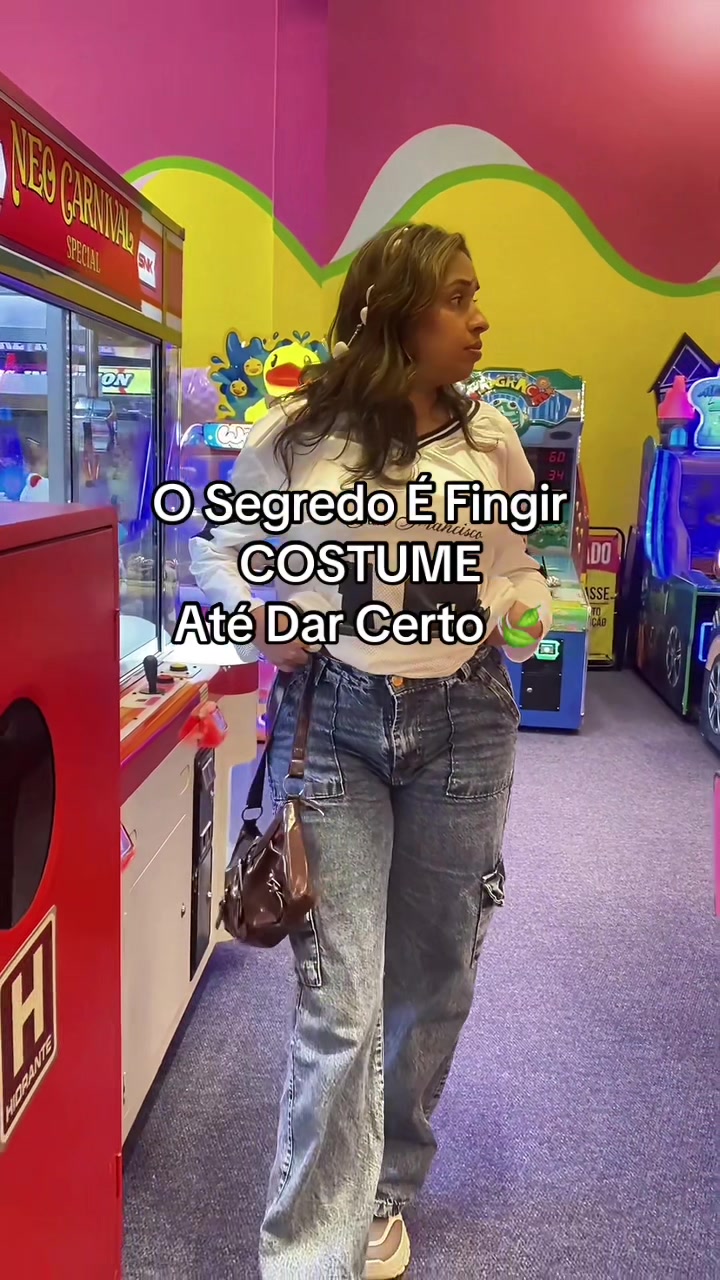 @Priscilinha ✨