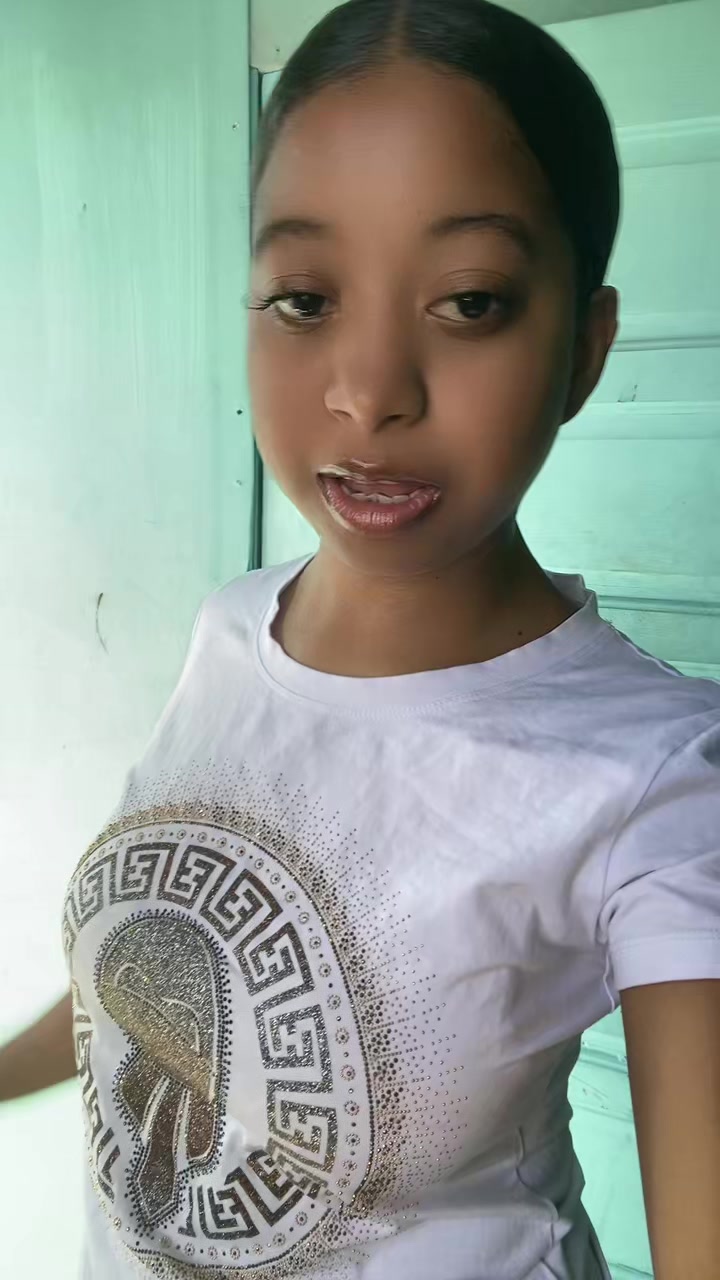 @bad gyal kim💙💙
