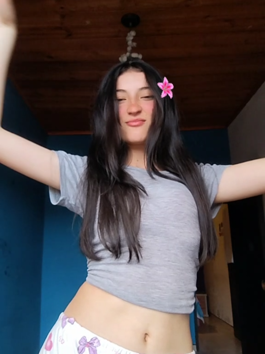 @✧* 𝓢𝓸𝓯𝓲𝓪 𝓕𝓵𝓸𝓻𝓮𝔃 ✧*