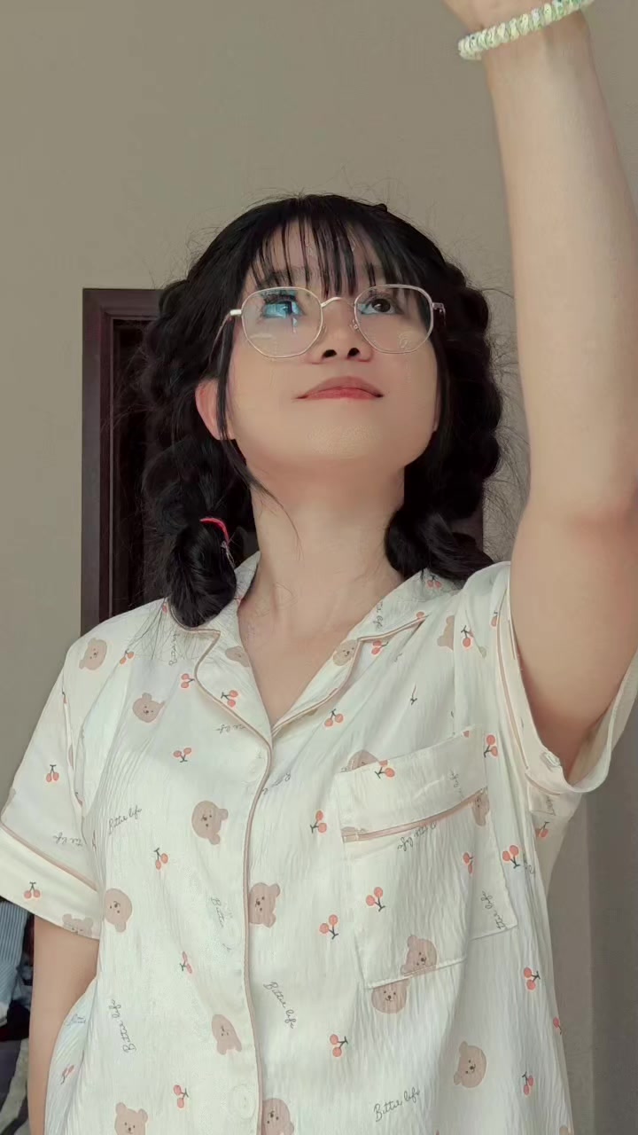 @ð²ð²ð¹ May Nwe ð·..ðšð³