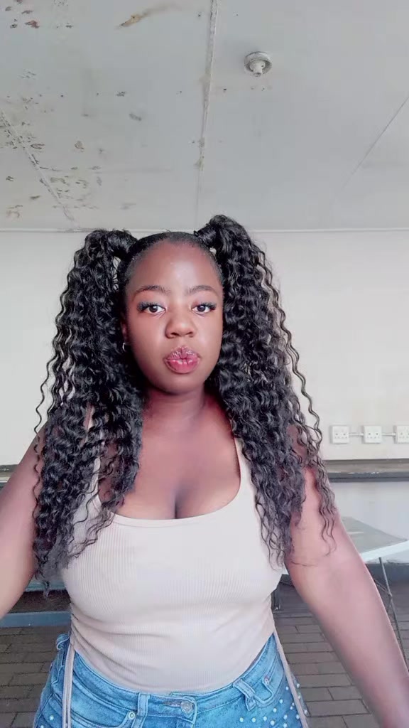 @the_Royal_girl_Kemiiey👑