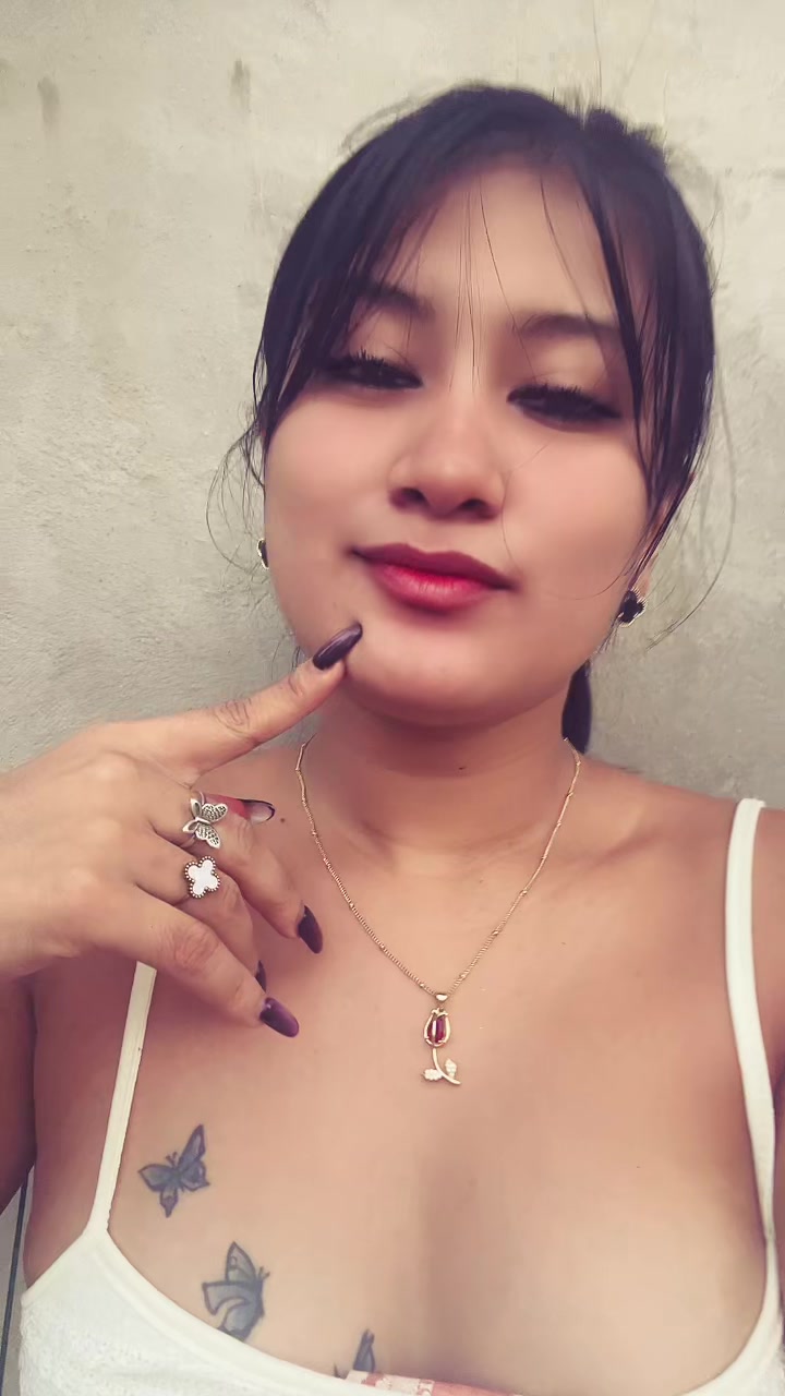 @ASHLEY🦋