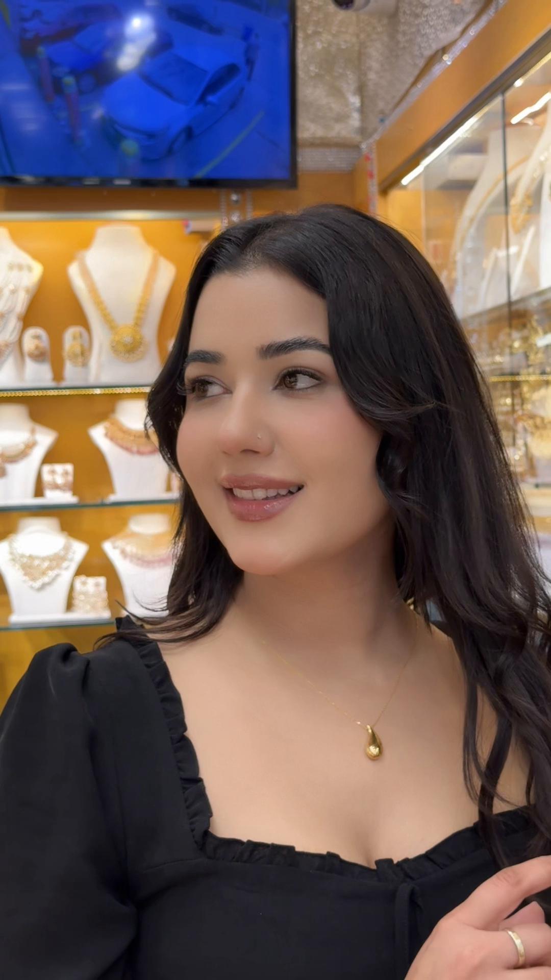 @Royal Dubai jewellers