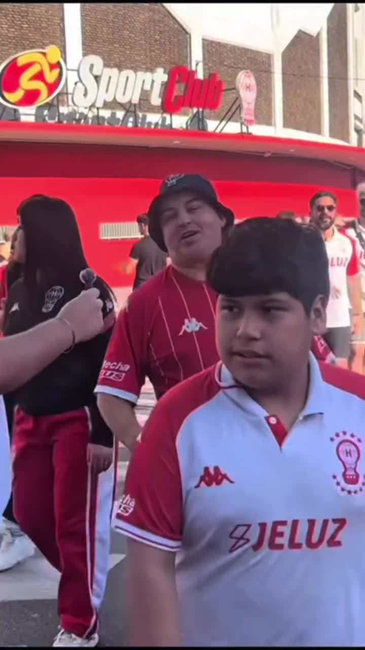@Futbolyboludeces