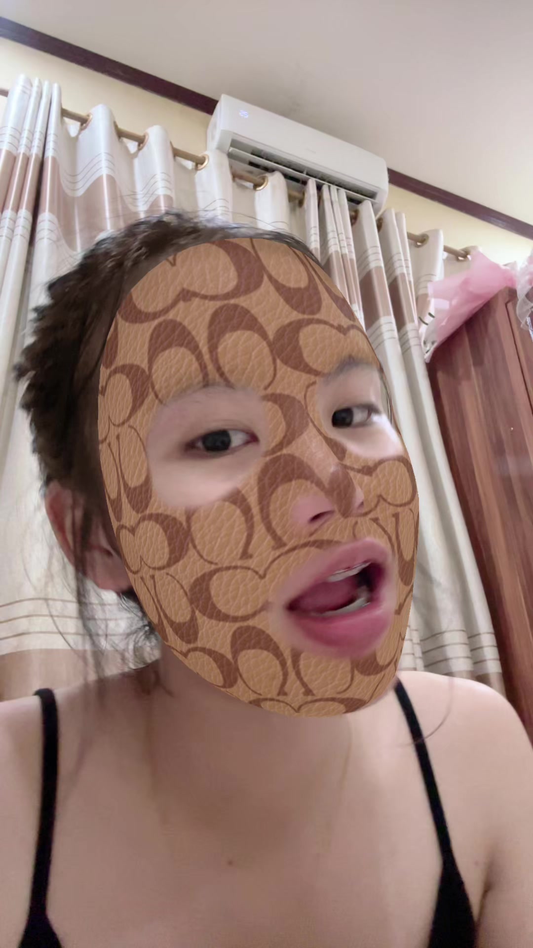 @ລາດີ້