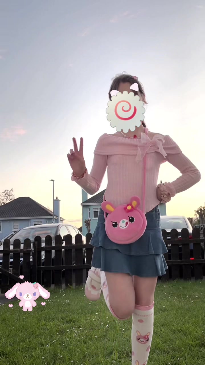 @🦴лики! >.-🍓