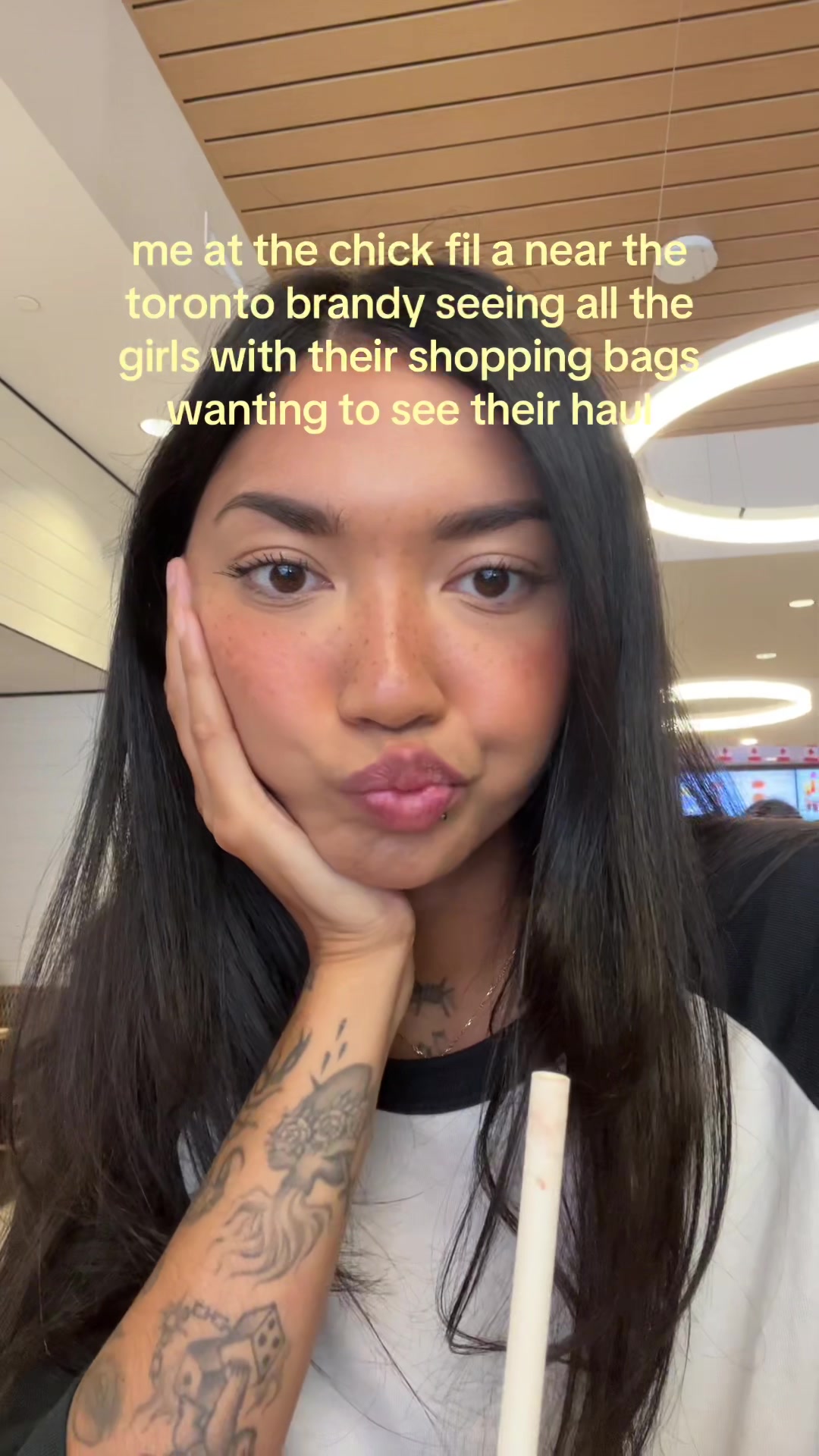 @LipBiteEmoji