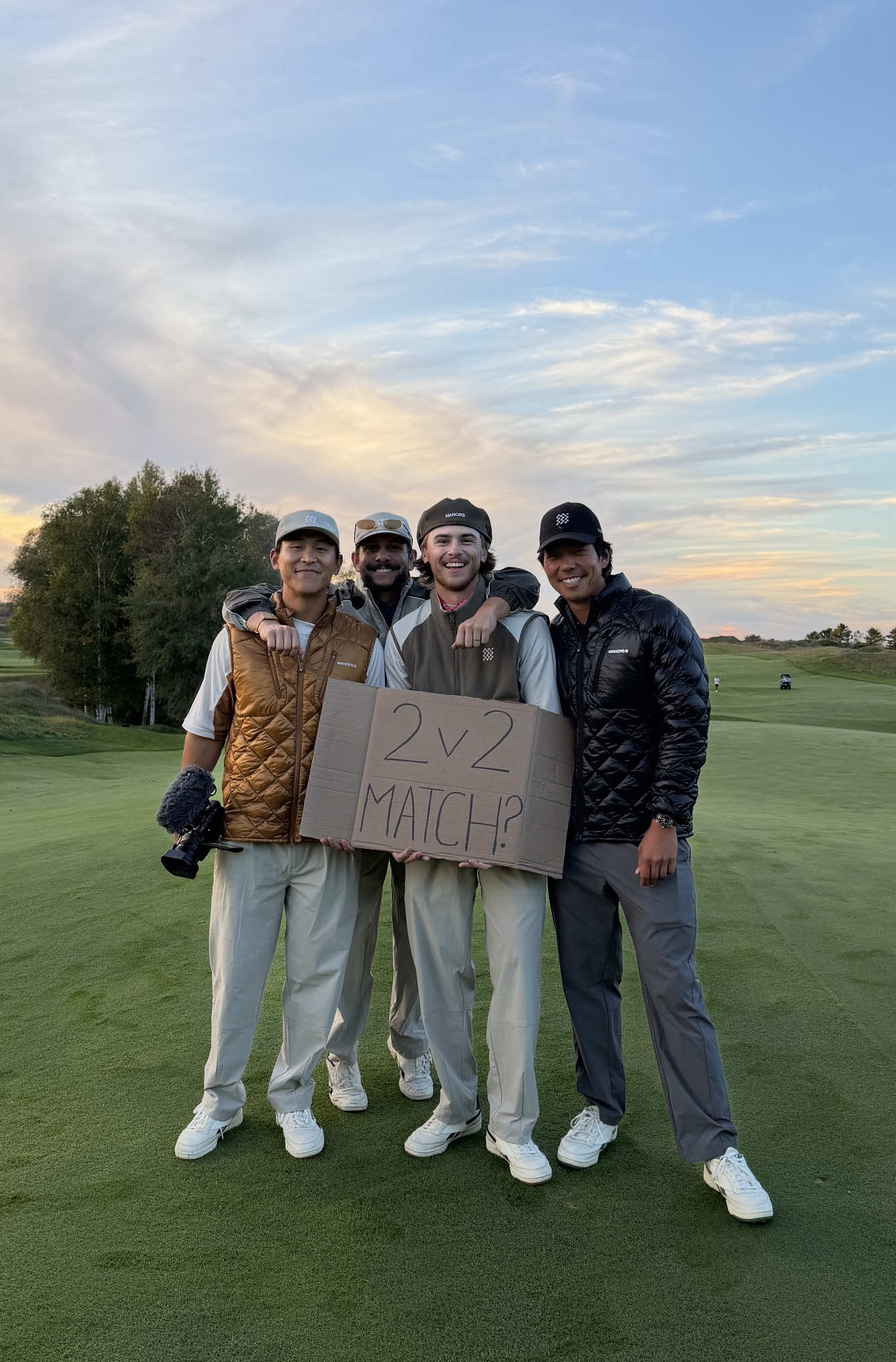 @Country Club Hitchhiker